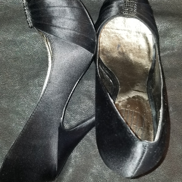 Set of shoes - Picture 4 of 5